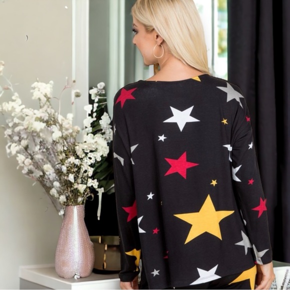 Two Piece Star Printed Casual Lounge Set - Picture 10 of 11